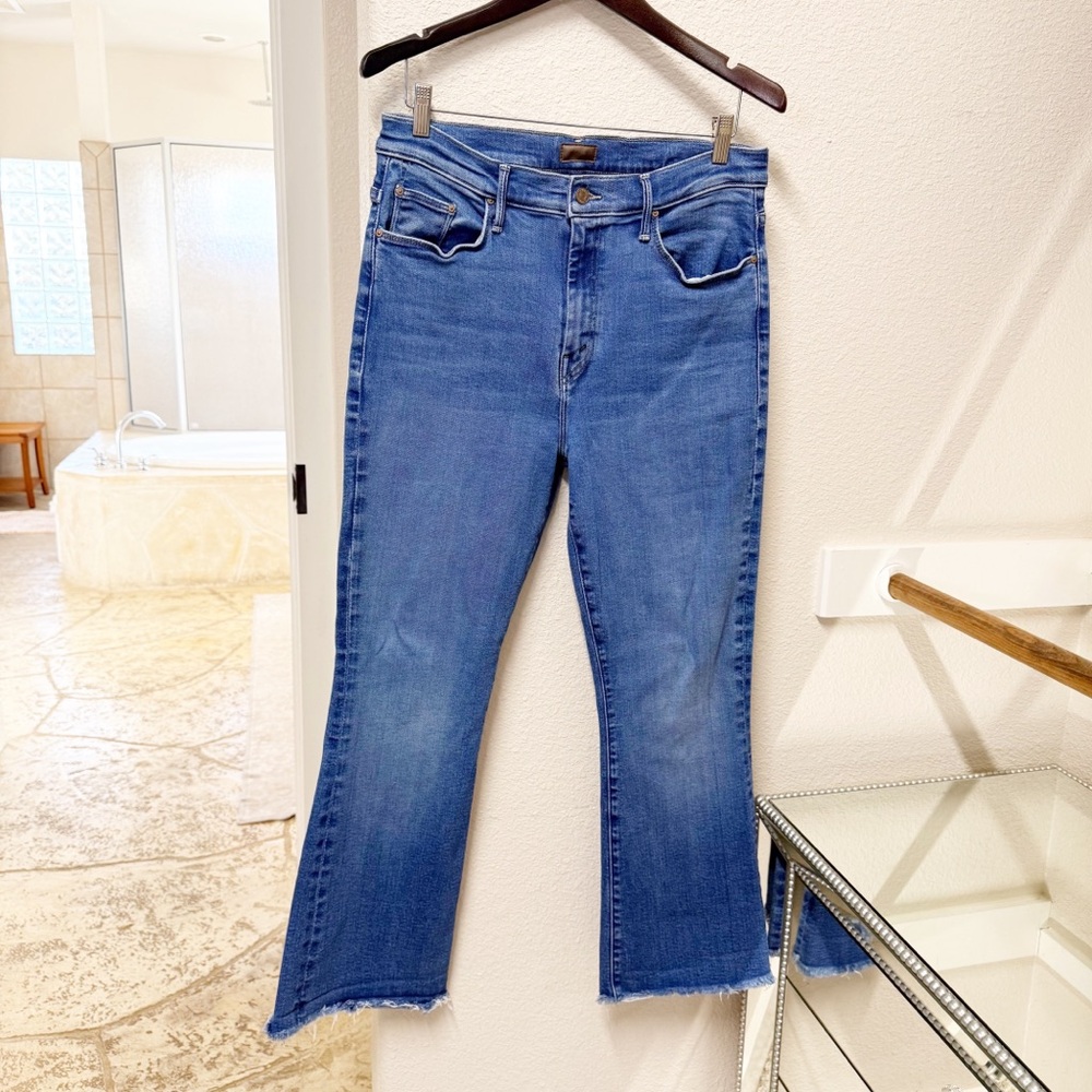 MOTHER The Weekender Fray Jeans Meet Cute 34 - Picture 2 of 9